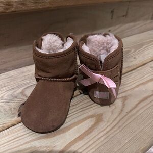 Ugg Baby Booties with Pink Bow